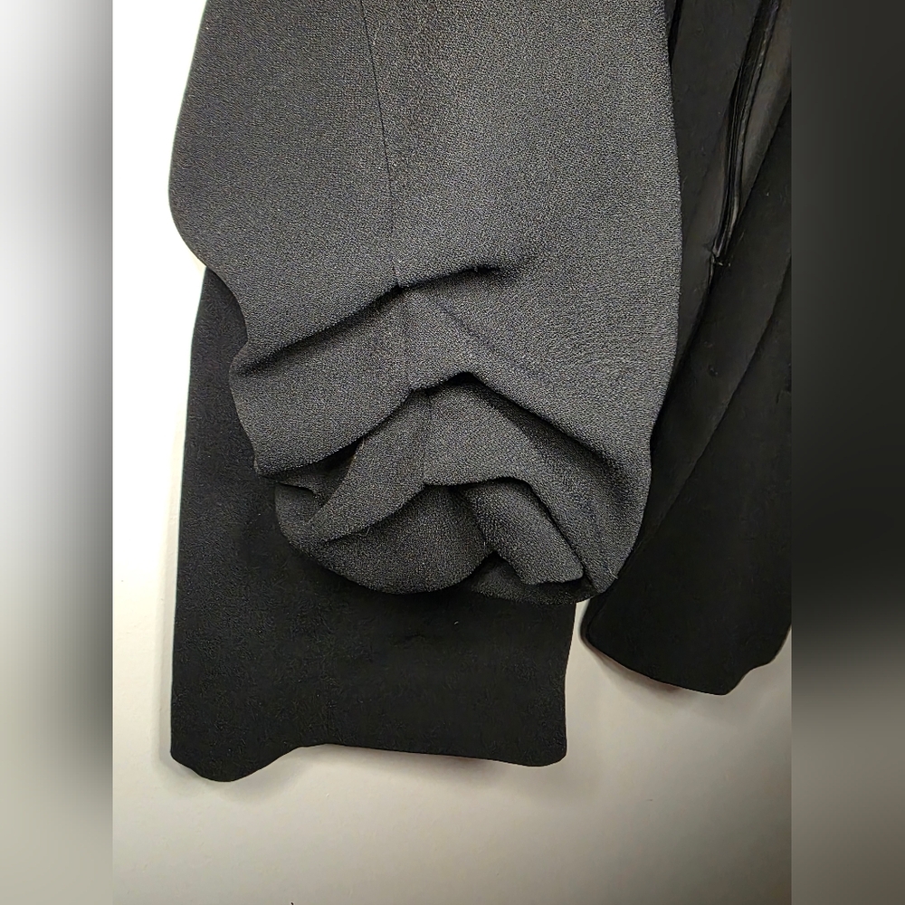 Lauren Conrad Relaxed Black Blazer Good Condition Size XL - Picture 3 of 9
